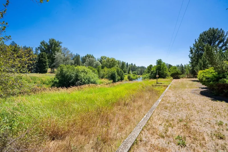 2406 E Colbert Rd, Colbert, WA 99005, Colbert, Washington, United States. - Photo 20
