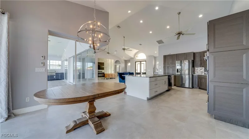 313 SE 33rd Terrace, Cape Coral, FL 33904, Cape Coral, Florida, United States. - Photo 19