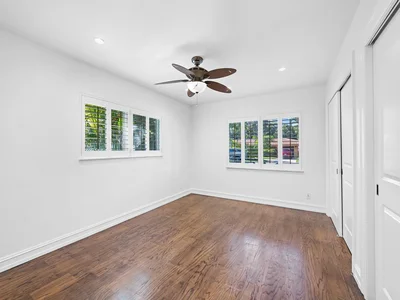 Thumbnail 28