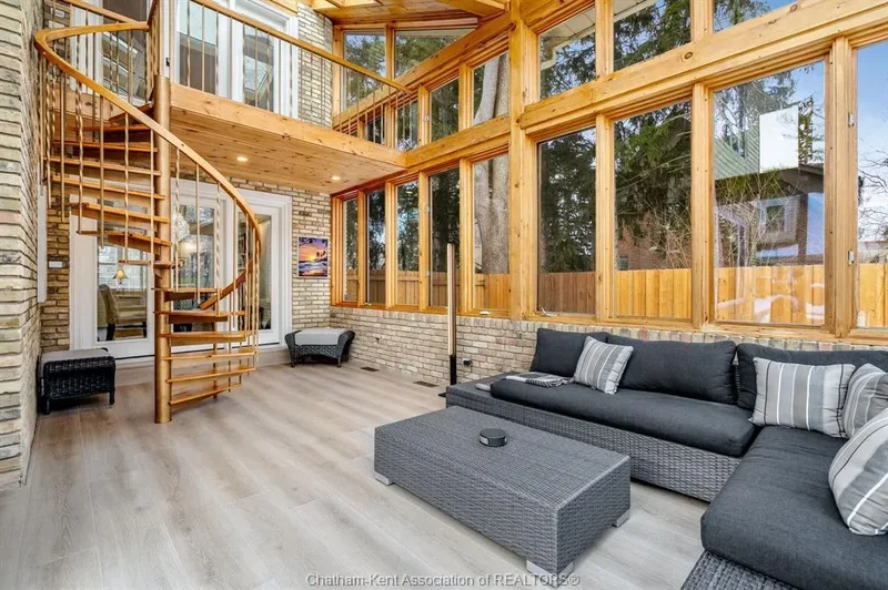 877 CHARING CROSS Road, Chatham, ON N7M 5H3, Chatham, Ontario, Canada. - Photo 36