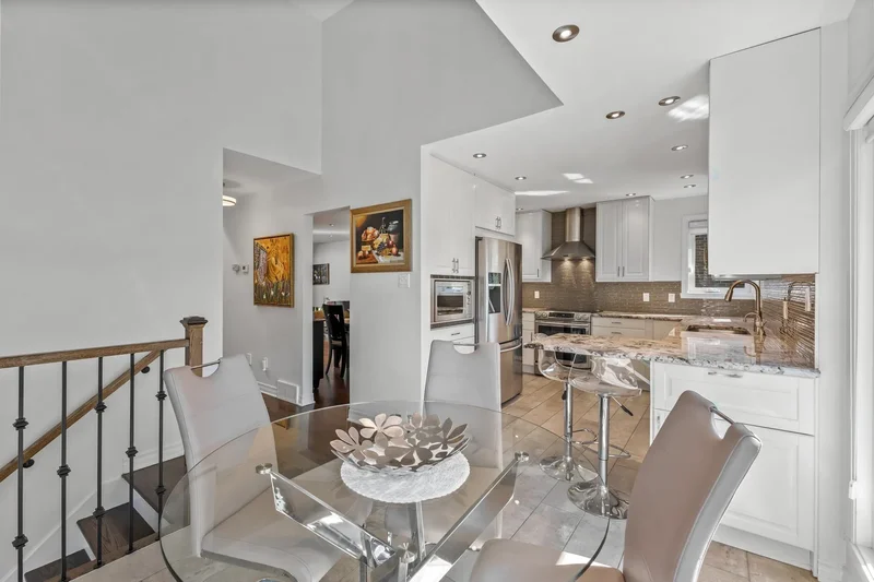 114 Rue Louis-Riel, Dollard-Des Ormeaux, Quebec, Canada. - Photo 19