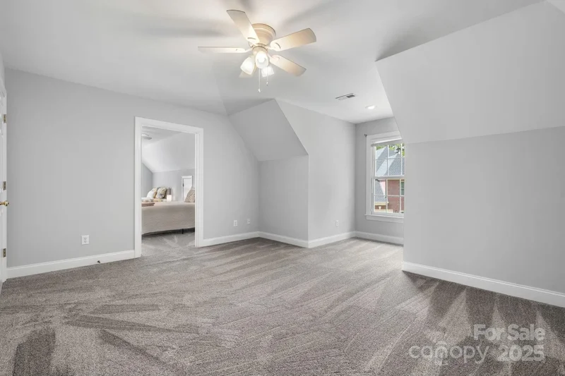 4 Bedrooms Single Family Detached