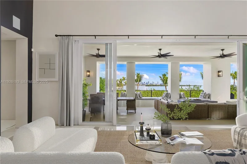 3333 Poinciana Ave, Miami, Florida, United States. - Photo 16