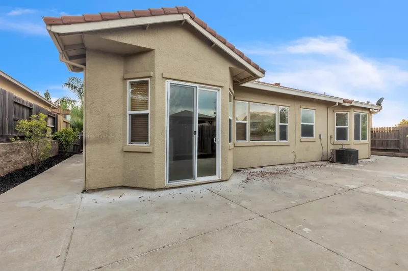 2081 Sebastian Way, Roseville, California, United States. - Photo 40