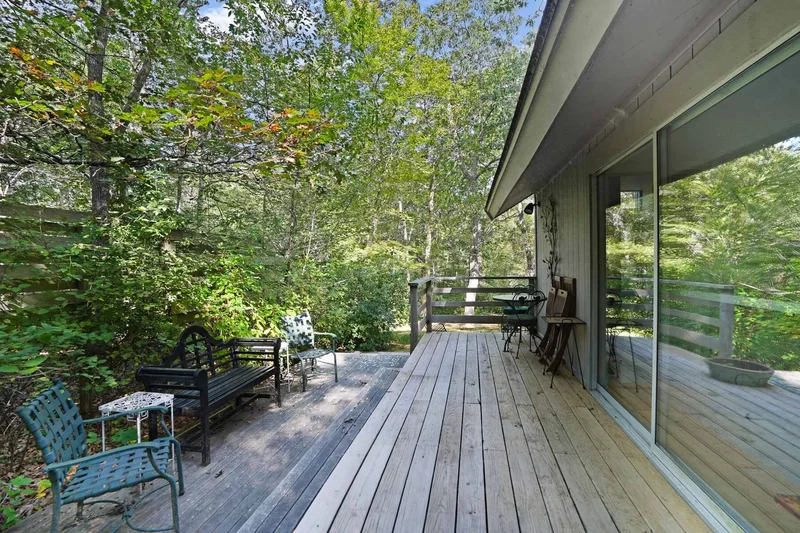 25 Fulling Mill Road, Chilmark, MA 02535, Chilmark, Massachusetts, United States. - Photo 24