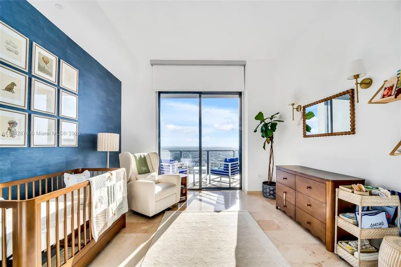 88 SW 7th St 4004, Miami, Florida, United States. - Photo 16