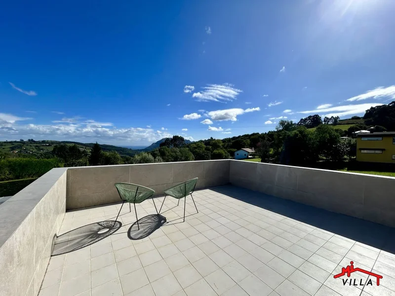 Limpias, Cantabria, Spain. - Photo 34