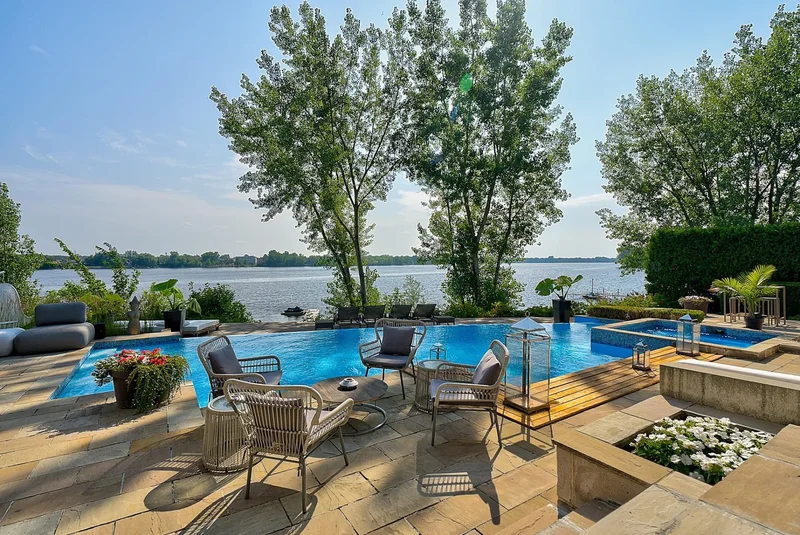 284 Rue des Roseaux, Laval, Quebec, Canada. - Photo 7