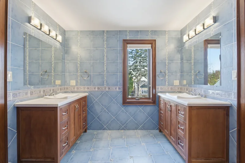 334 Belvenia Rd, Burlington, ON L7L 2G6, Canada, Burlington, Ontario, Canada. - Photo 40