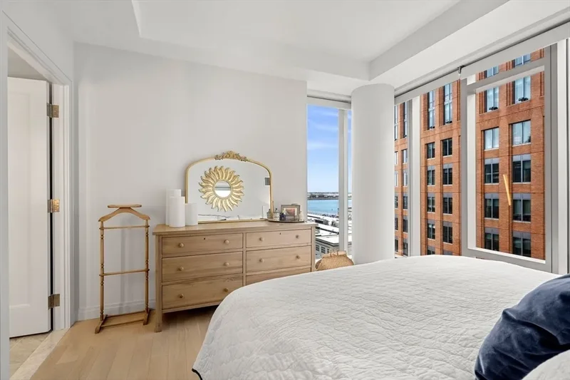 135 Seaport Blvd 1806, Boston, Massachusetts, United States. - Photo 14