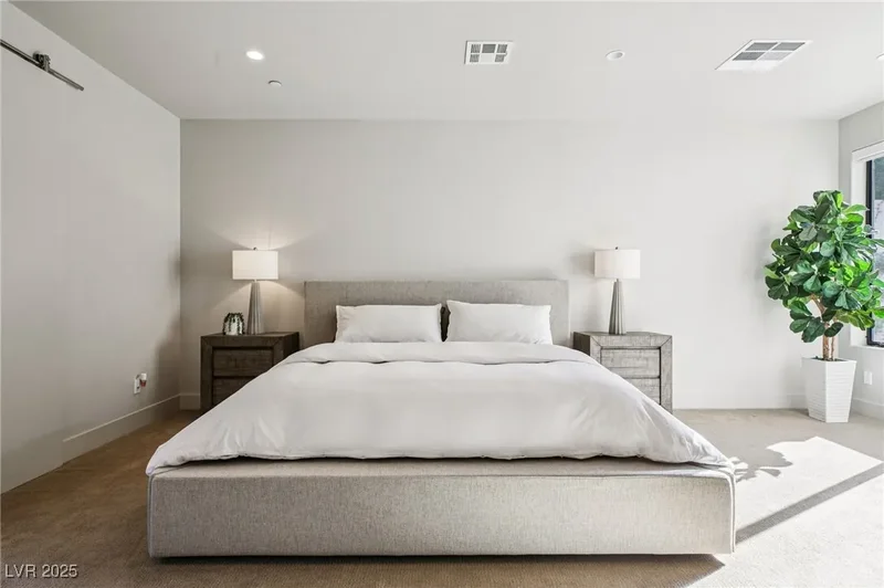 471 Serenity Point Drive, Henderson, Nevada, United States. - Photo 33