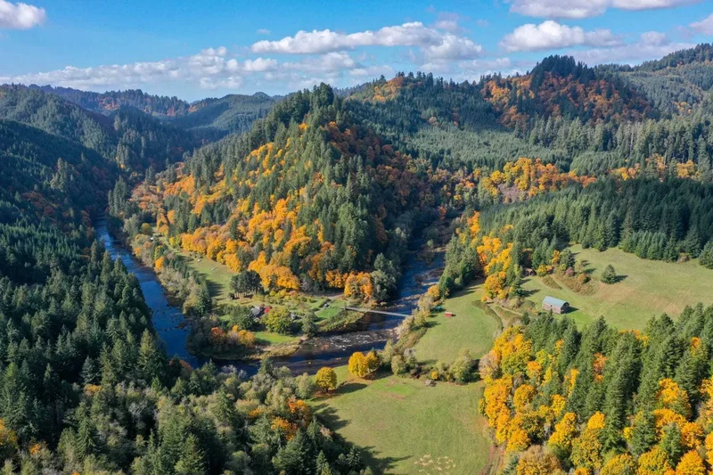 27277 Lower Smith River Road , Reedsport, OR 97467, Reedsport, Oregon, United States. - Photo 22