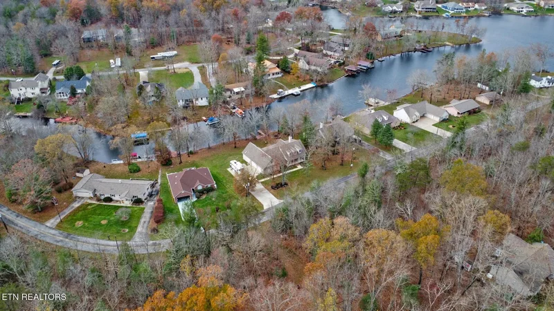 9019 Cherokee Trl, Crossville, TN 38572, Crossville, Tennessee, United States. - Photo 53