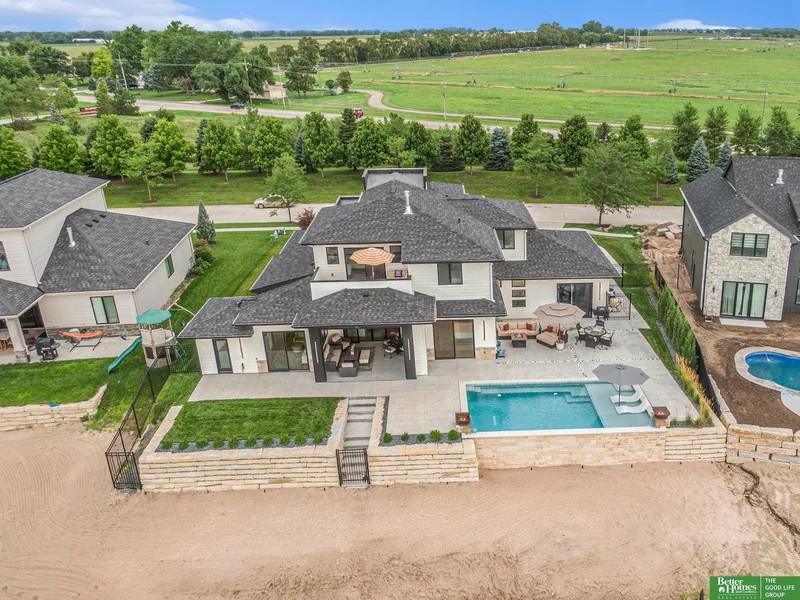 29203 Mary Street, Valley, NE 68064, King Lake, Nebraska, United States. - Photo 60