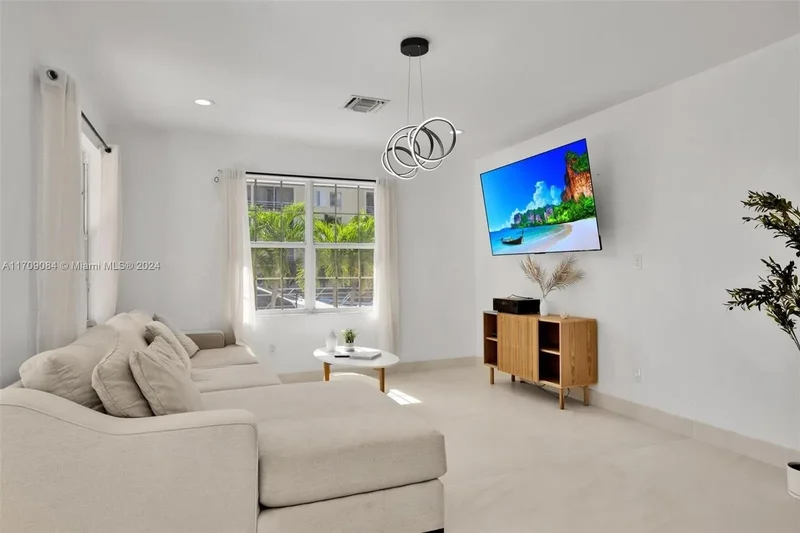 2940 NE 164th St, North Miami Beach, FL, 33160, USA, Golden Beach, Florida, United States. - Photo 28