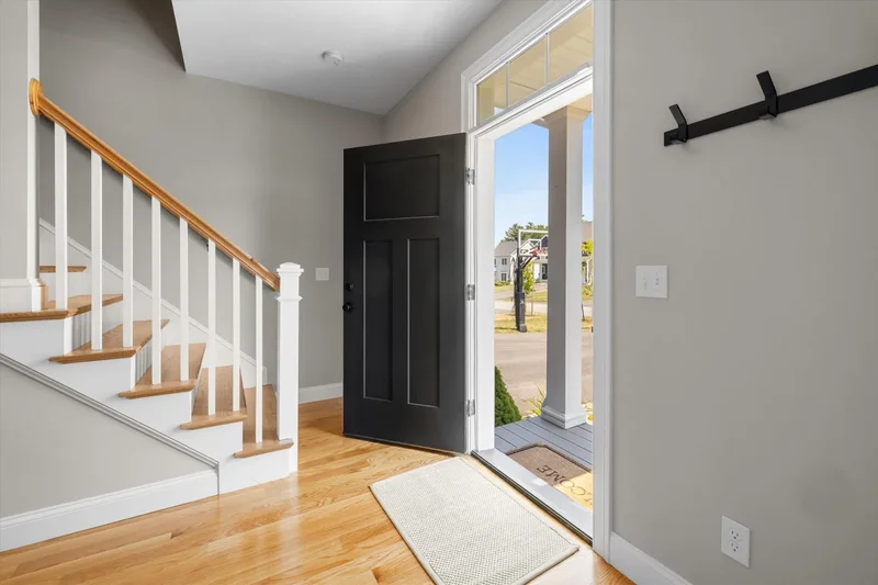 19 Charles Drive, Kingston, MA 02364, Kingston, Massachusetts, United States. - Photo 2