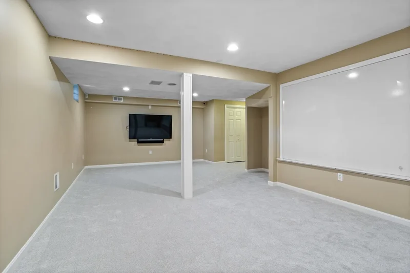 5 Fawn Road , Westford, MA 01886, Westford, Massachusetts, United States. - Photo 25