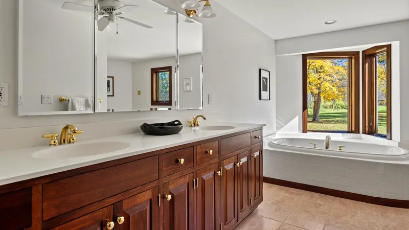 353 State Rd, Great Barrington, MA 01230, Great Barrington, Massachusetts, United States. - Photo 29