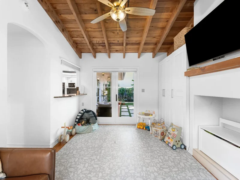 815 SE 11th Ave, Fort Lauderdale, Florida, United States. - Photo 20