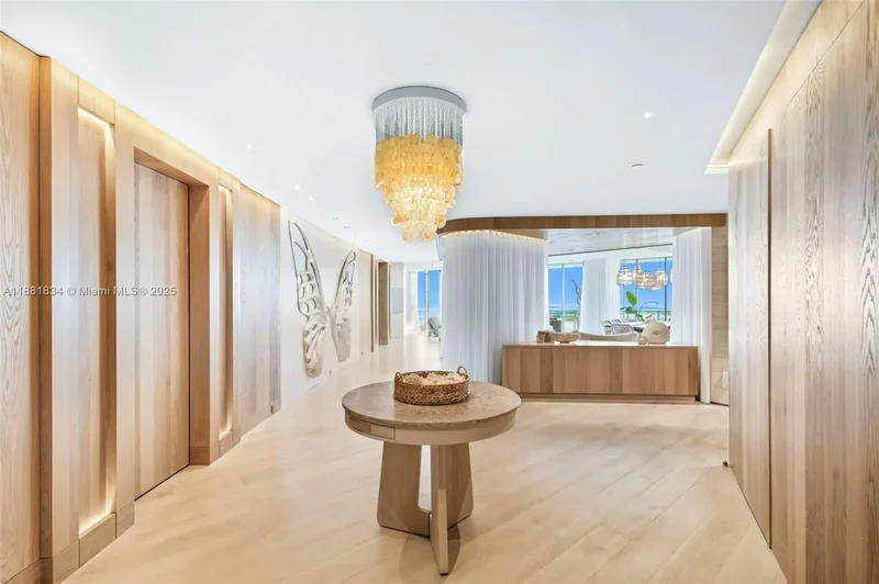 100 S Pointe Dr Unit 3803, Miami Beach, FL 33139, Miami Beach, Florida, United States. - Photo 21