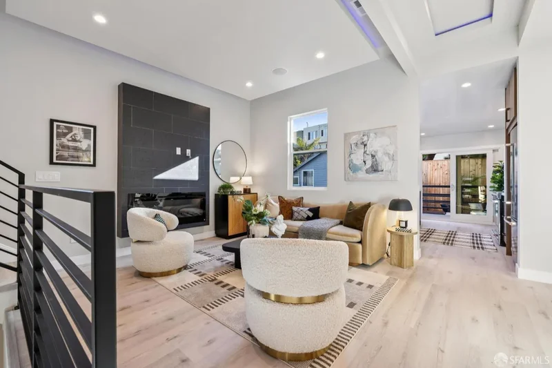 89 Naples Street, San Francisco, California, United States. - Photo 6