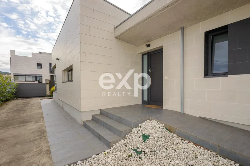 Castiello - Bernueces, Gijon, ASTURIAS, Gijon, Distrito Rural, Gijon / Xixon, Spain. - Photo 33