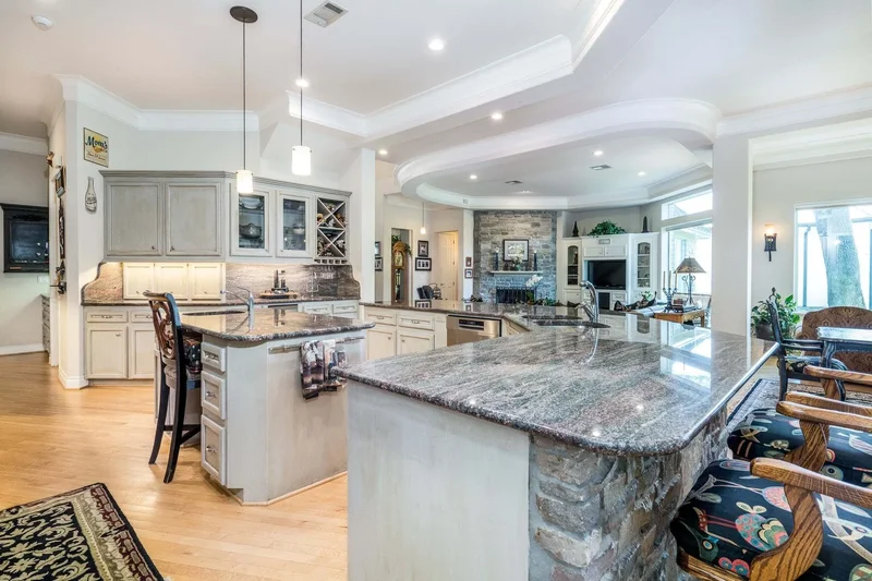 5906 Southern Hills Drive, Houston, TX 77069, Houston, Texas, United States. - Photo 7