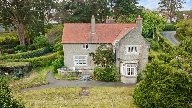 Craglands, Greystones, County Wicklow, Ireland. - Photo 13