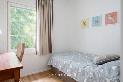 Thumbnail 37