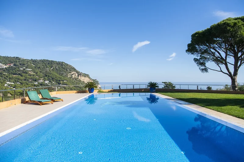 Luxury Property In Aiguablava Begur With Sea Views