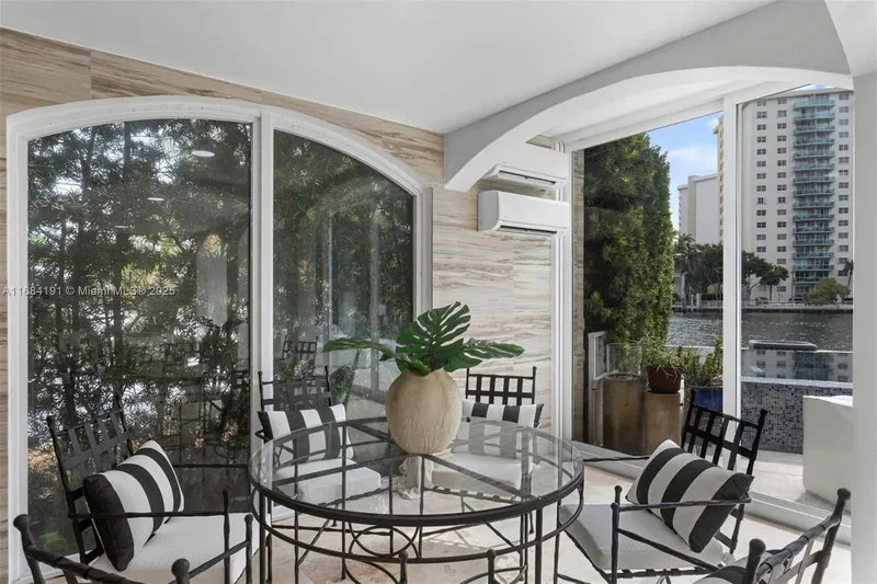 19555 NE 37th Ave, Aventura, Florida, United States. - Photo 49