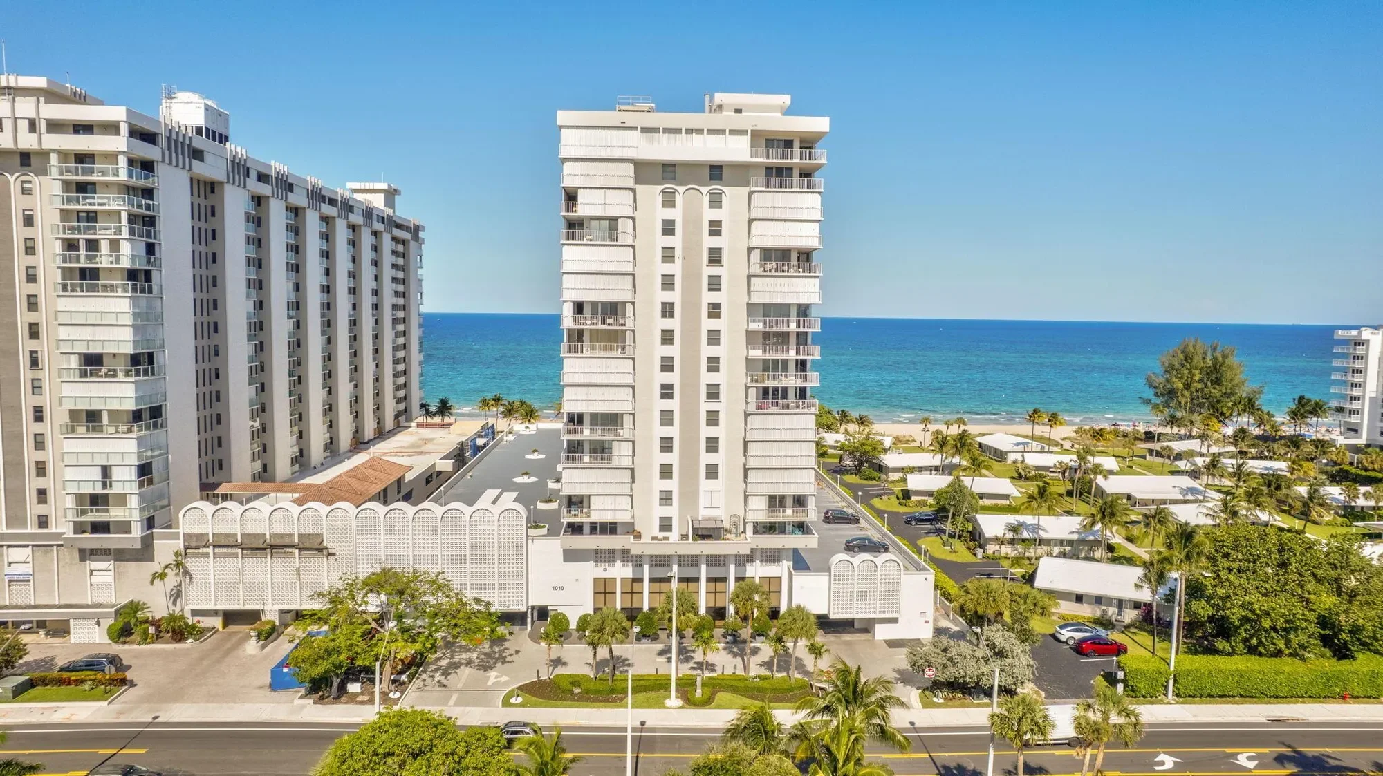 1010 S Ocean Boulevard, Hillsboro Beach, Florida, United States. - Photo 31