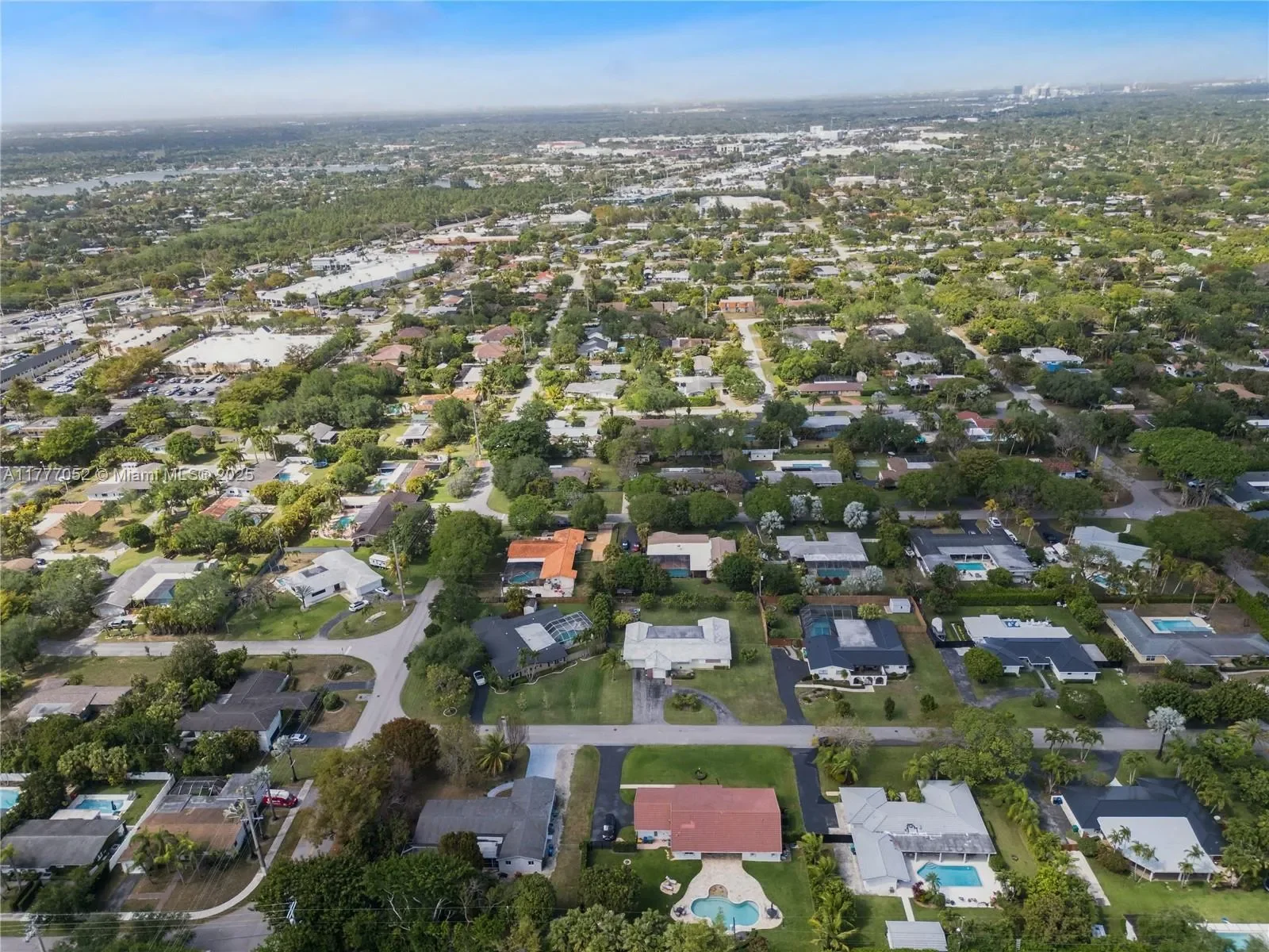 8860 SW 155th Ter, Cutler Bay, Florida, United States. - Photo 32