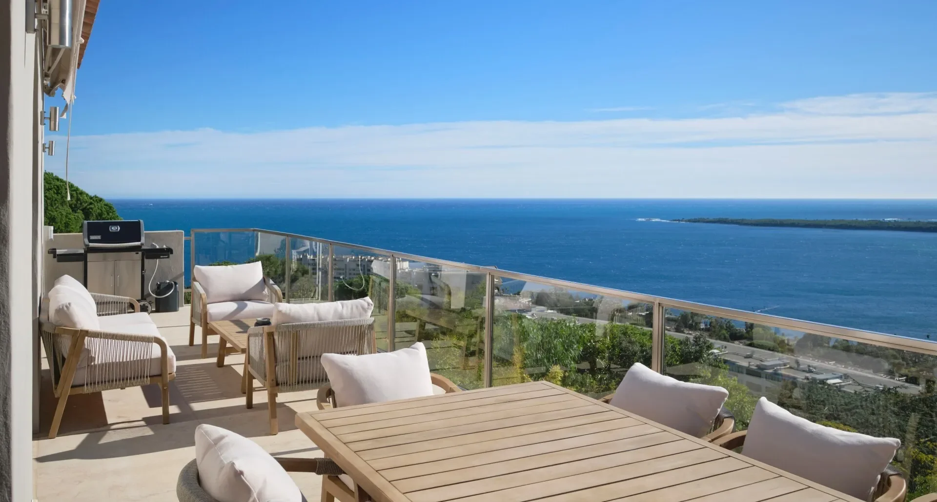 Cannes, Provence-Alpes-Côte d'Azur, France. - Photo 1