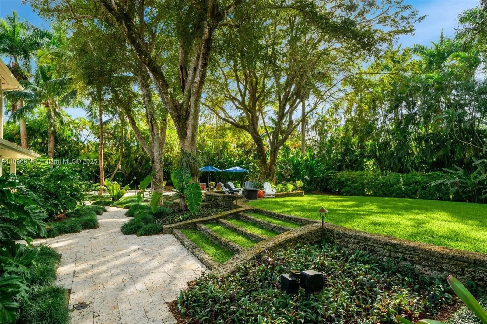 5400 Kerwood Oaks Dr, Coral Gables, Florida, United States. - Photo 30
