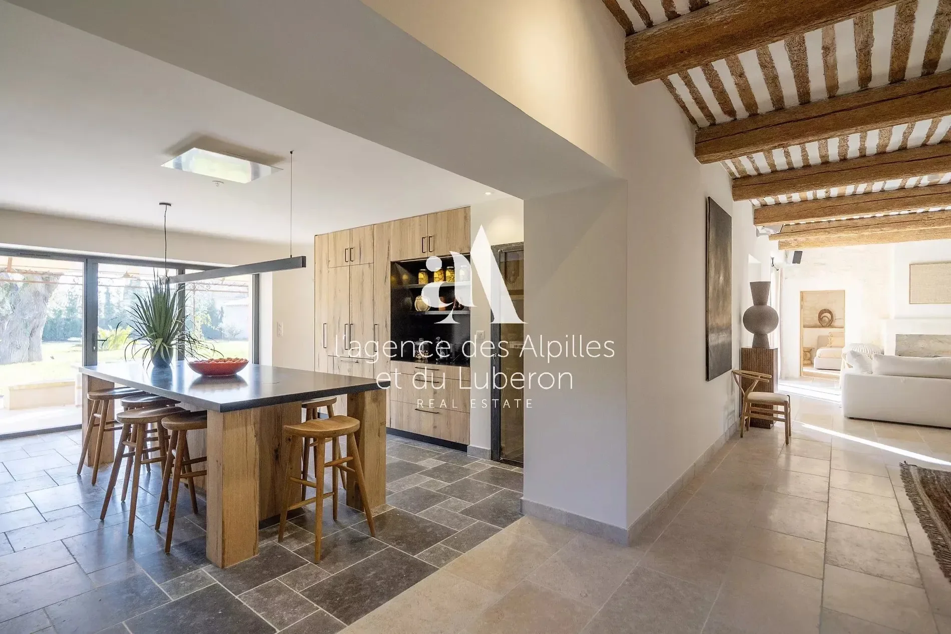 Gallery photo 2
