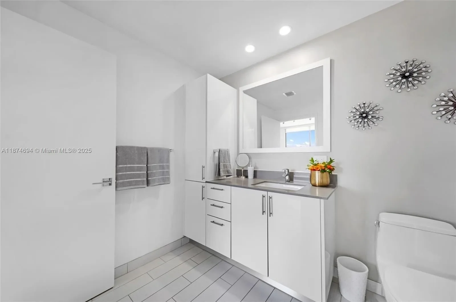 999 SW 1st Ave 1903, Miami, Florida, United States. - Photo 6