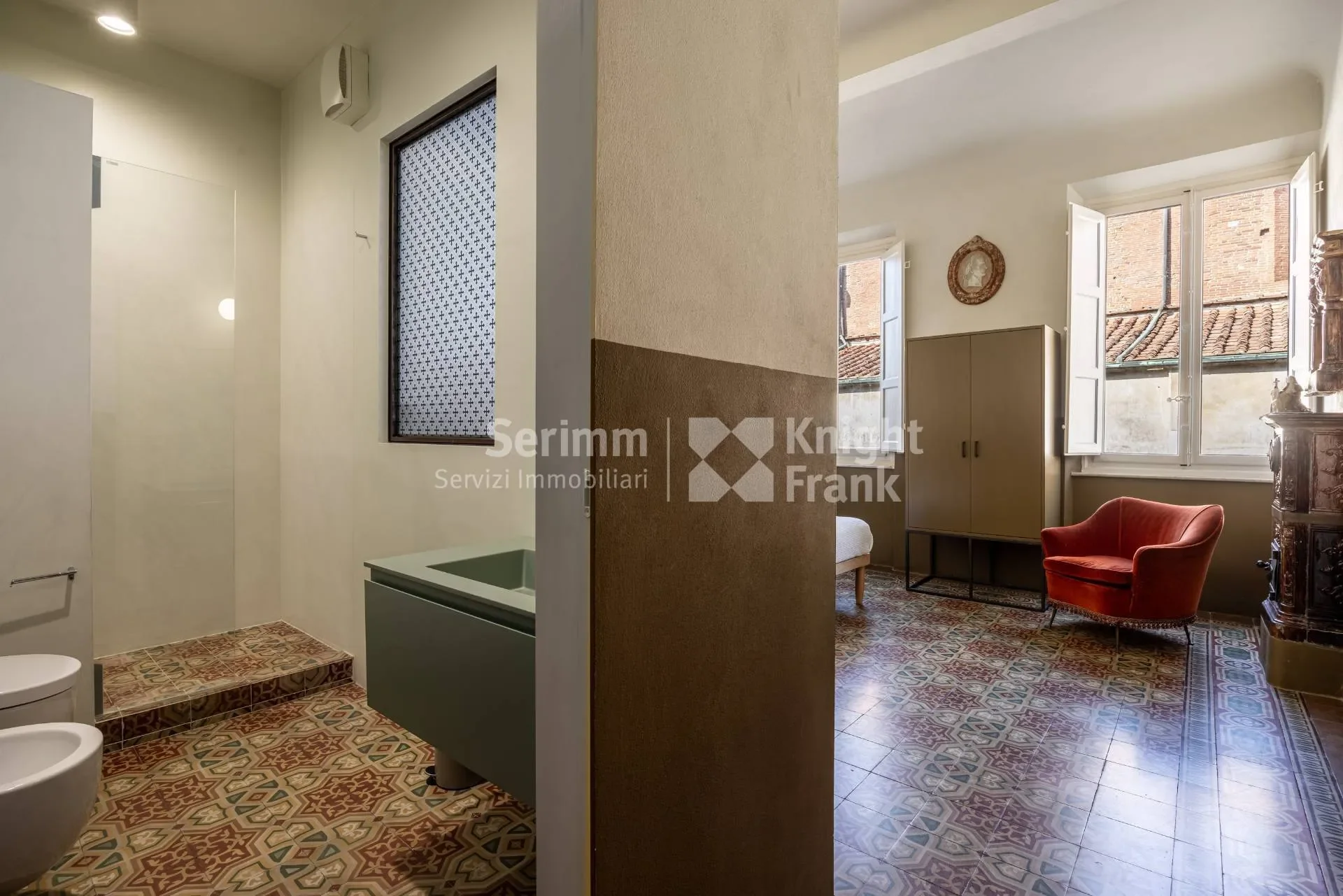 Gallery photo 2