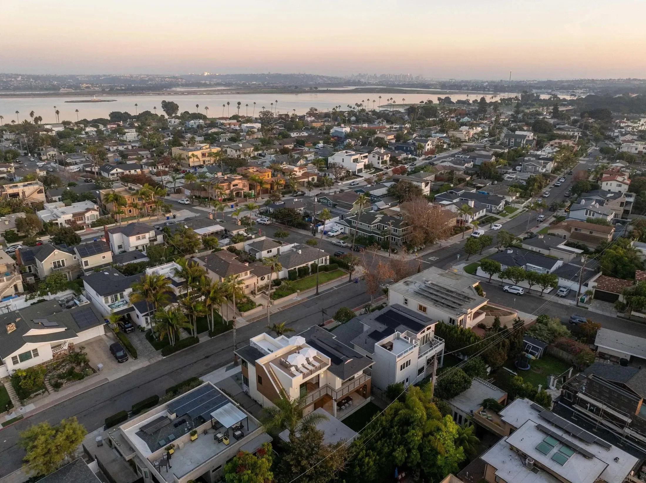 3616 Buena Vista St, San Diego, California, United States. - Photo 52