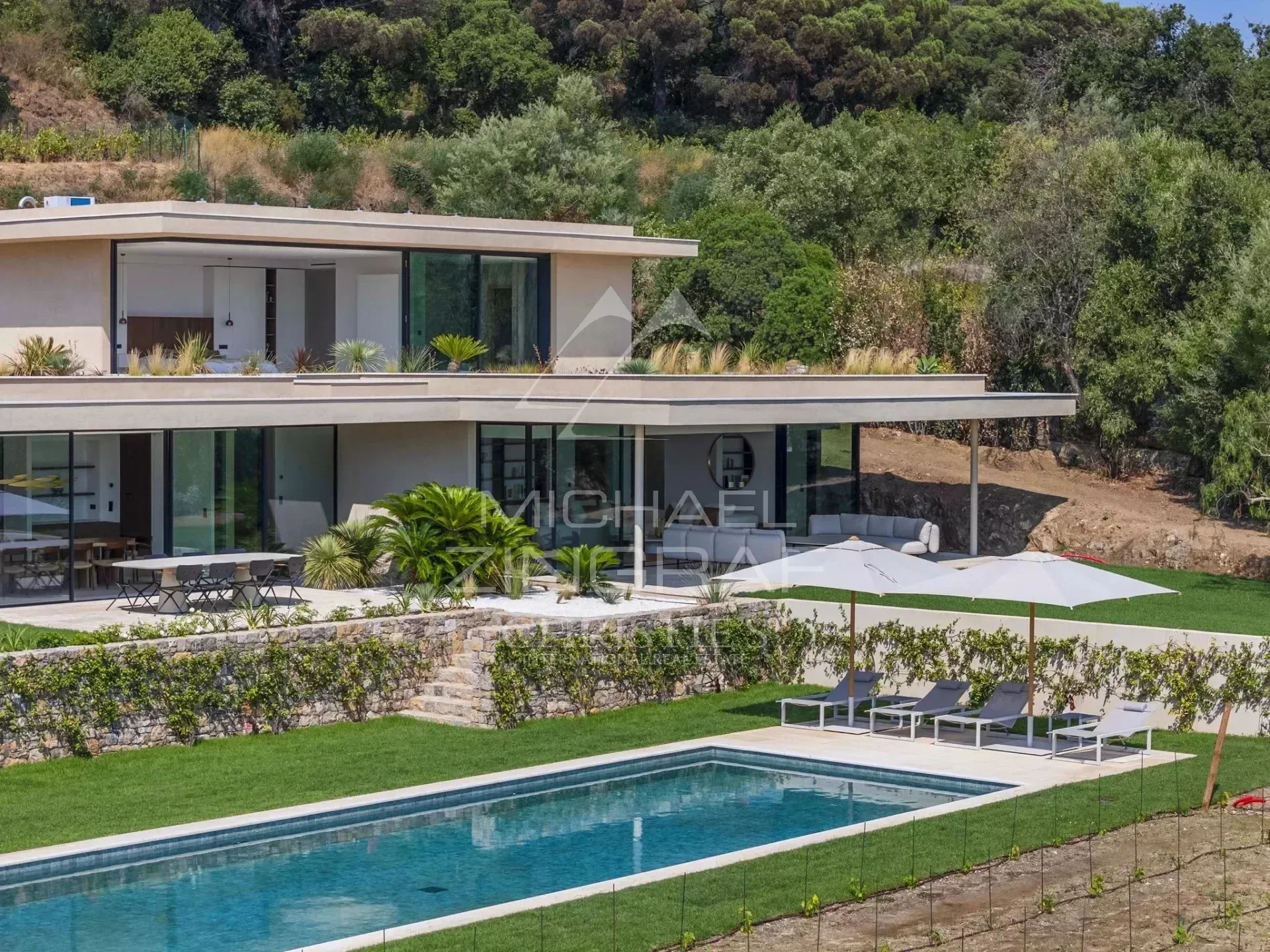Gallery photo 7