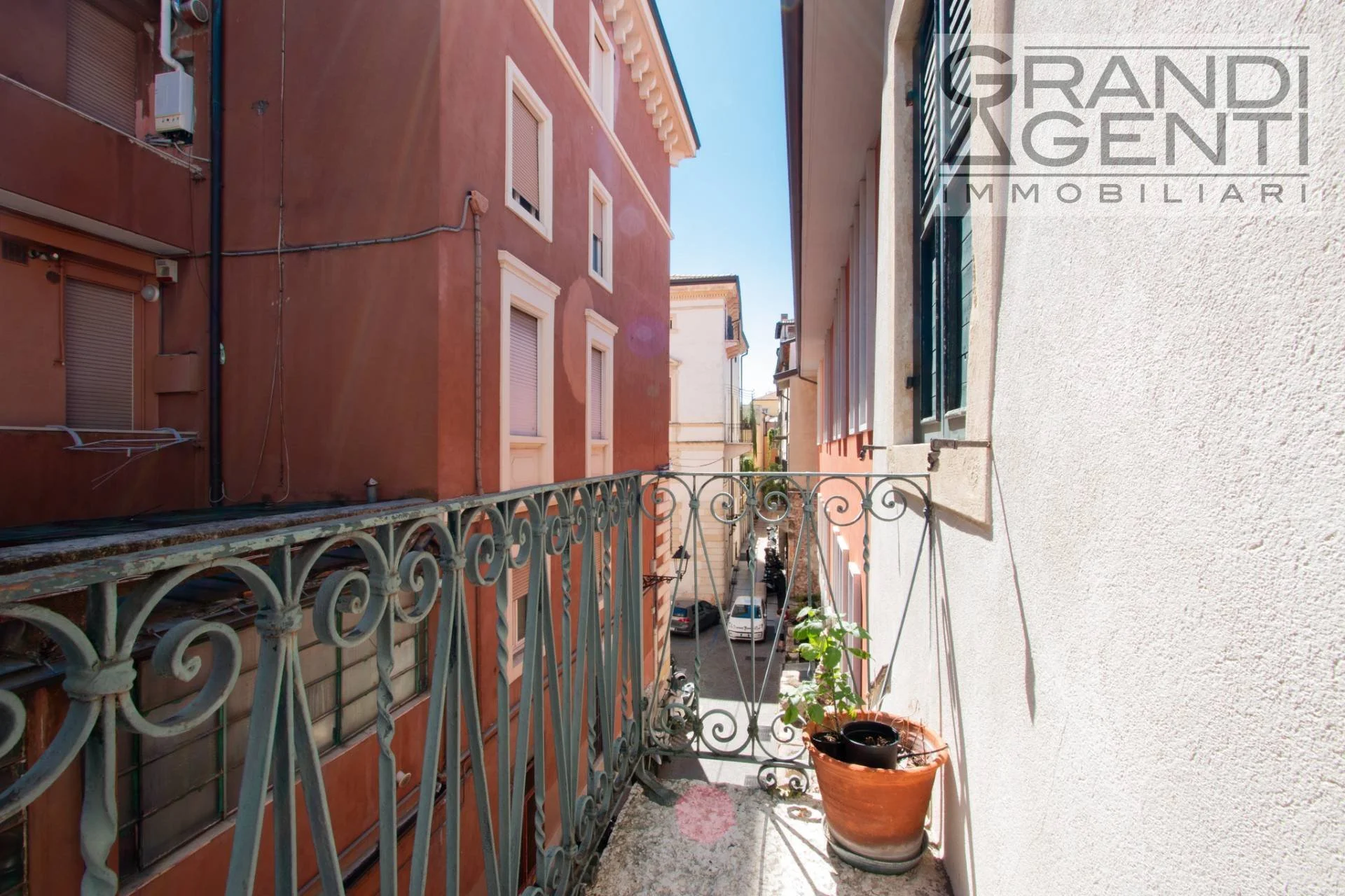 Vicolo Del Guasto 8, Verona, Veneto, Italy. - Photo 19