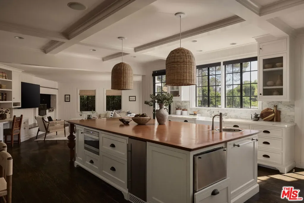 1141 Maroney Lane, Los Angeles, California, United States. - Photo 26