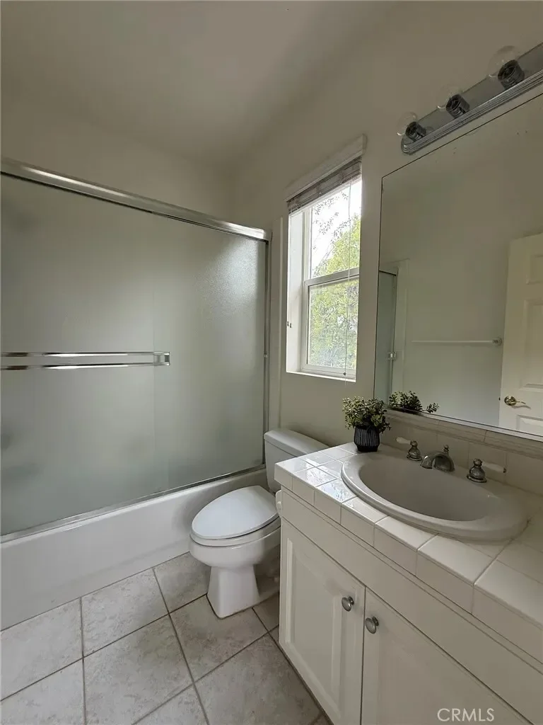 6 Cavaillon, Newport Beach, California, United States. - Photo 23