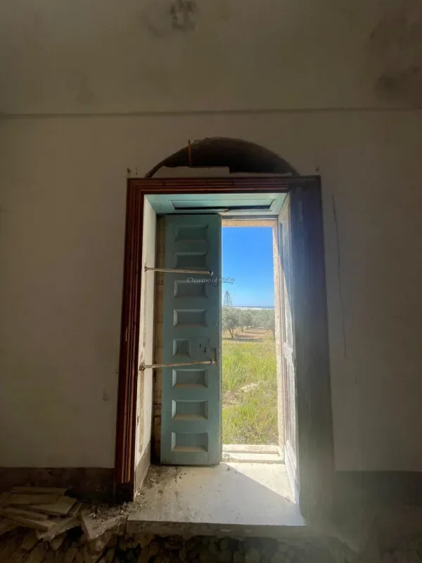Contrada Burgio, Sicily, Italy. - Photo 24