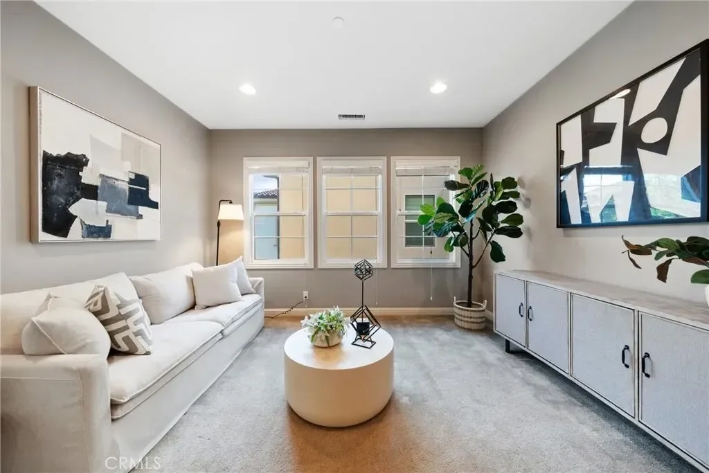 215 Bryce Run, Lake Forest, California, United States. - Photo 16