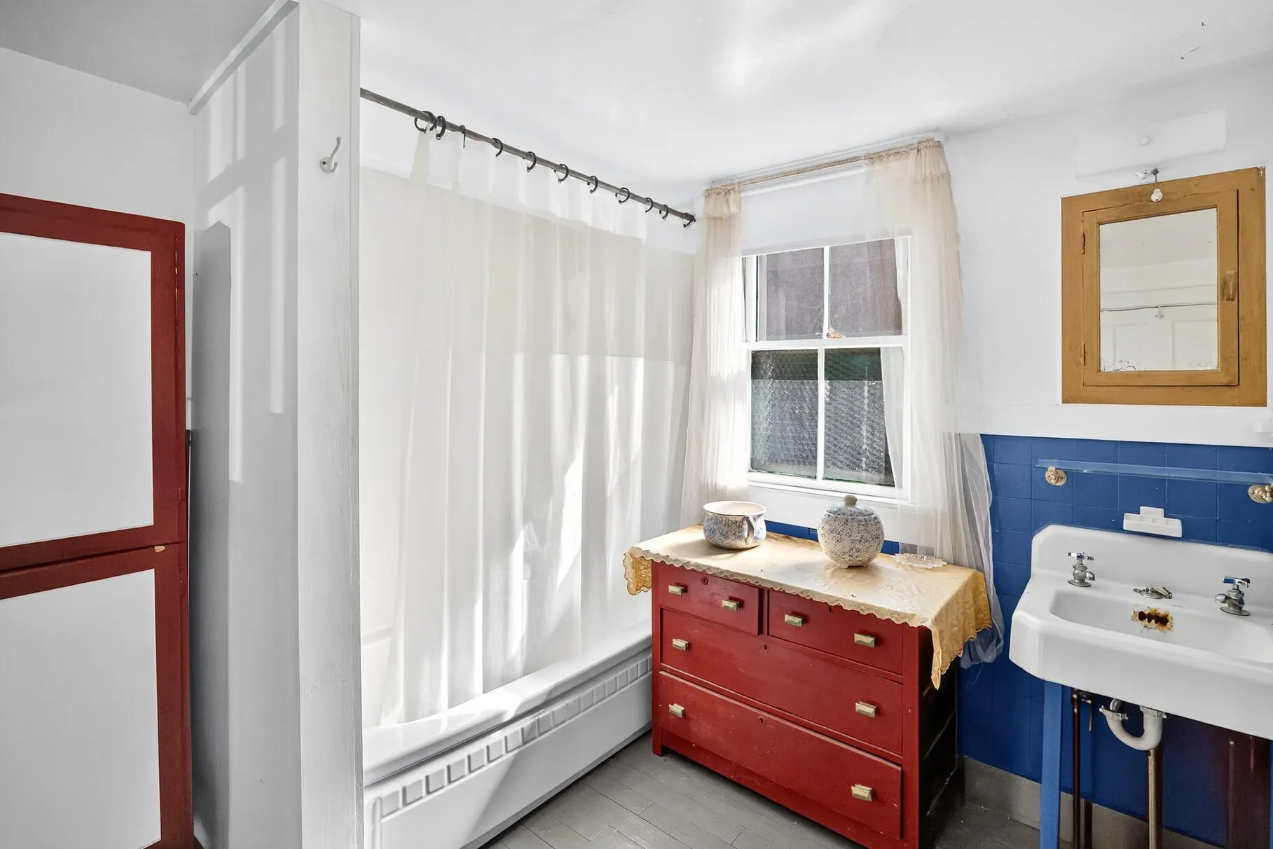 Gallery photo 6