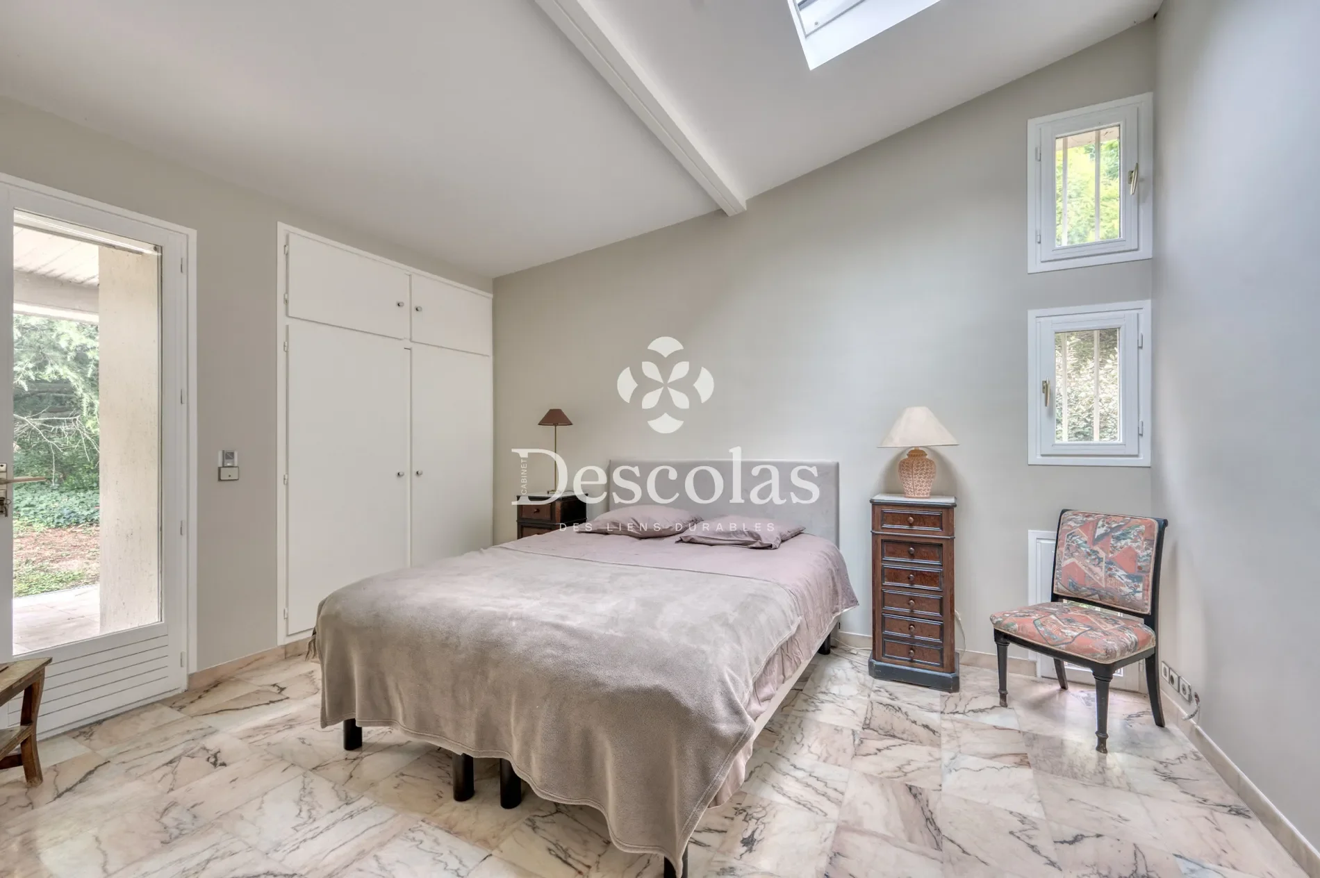 Gallery photo 3