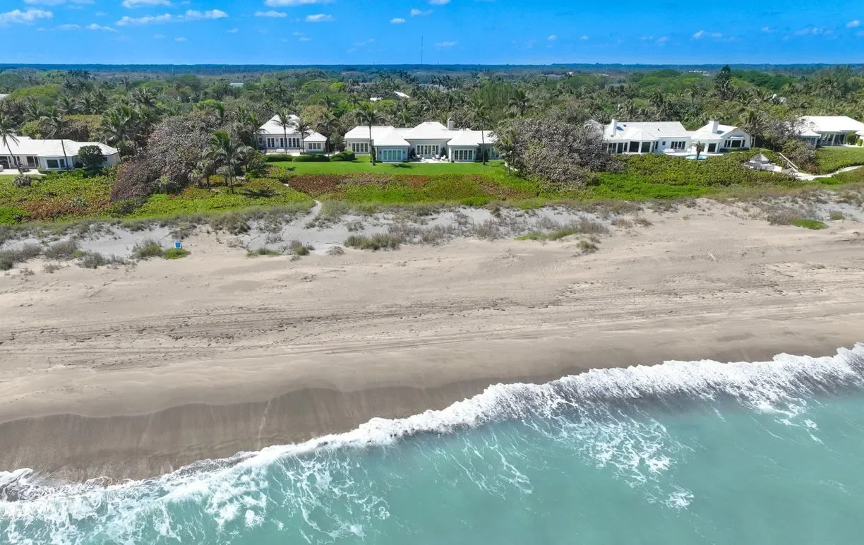 245 S Beach Road , Jupiter Island, FL 33455, Hobe Sound, Florida, United States. - Photo 11