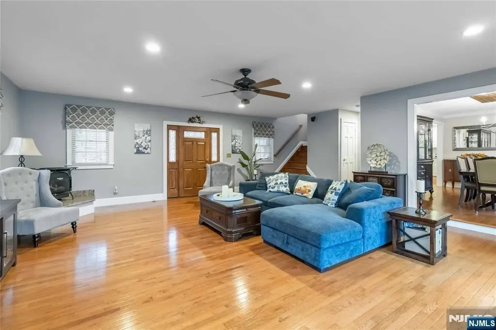 1432 Macopin Road, West Milford, NJ 07480, West Milford, New Jersey, United States. - Photo 6