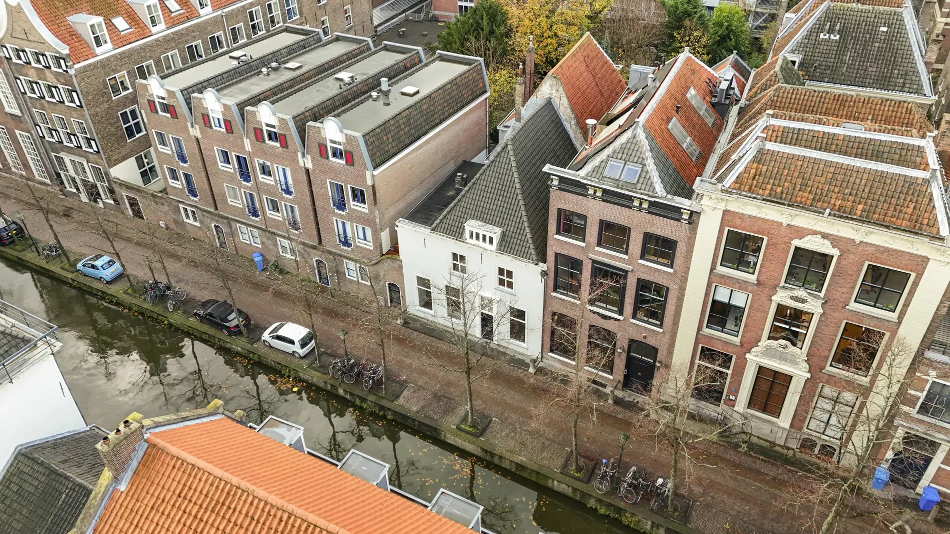 Exterior photo 10